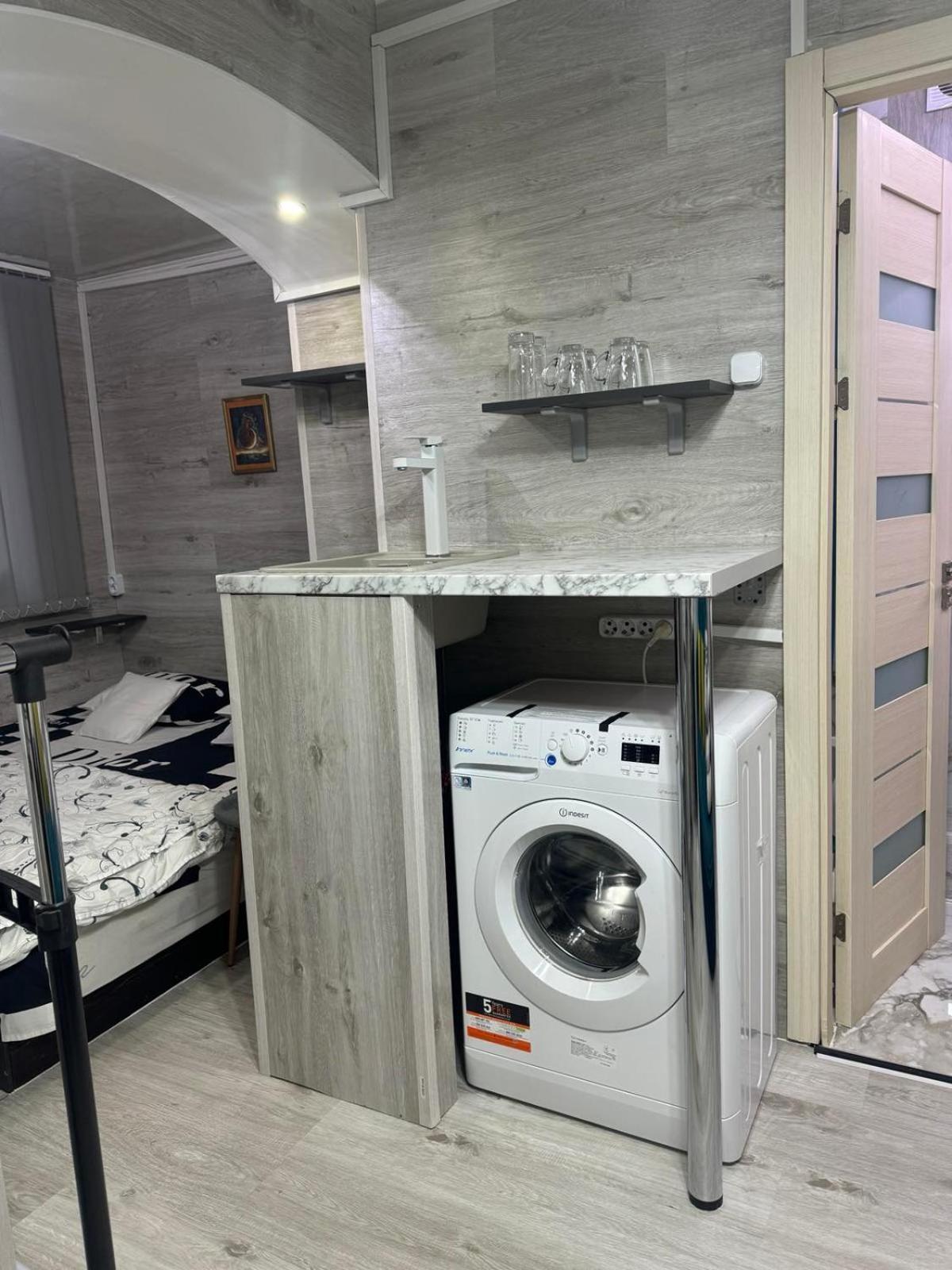 Cozy Good Apartment تشيسيناو المظهر الخارجي الصورة