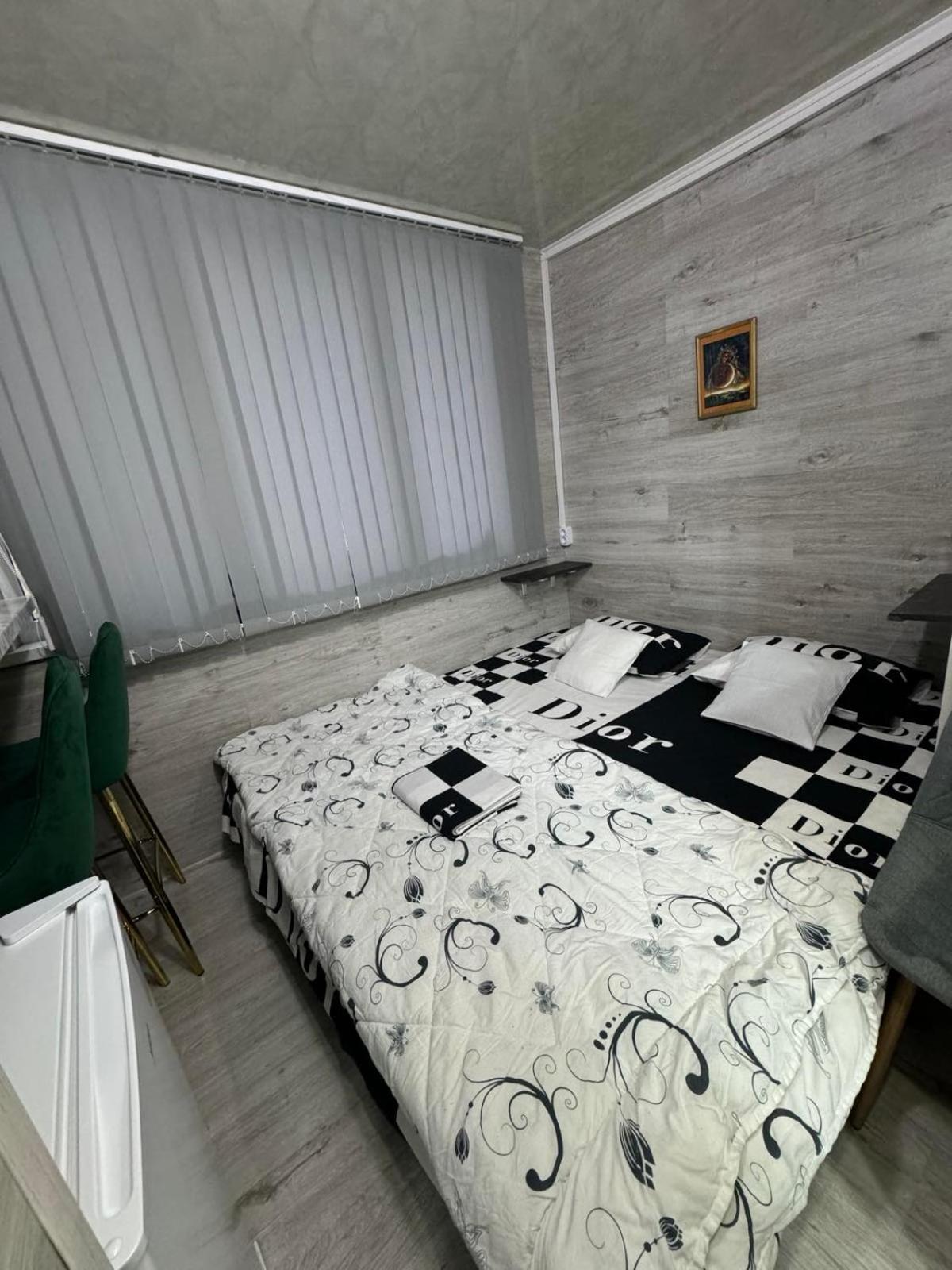 Cozy Good Apartment تشيسيناو المظهر الخارجي الصورة